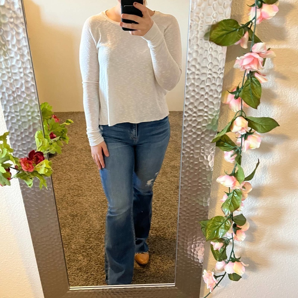 American Eagle Extra Small White Soft and Sexy Plush Long Sleeve Top